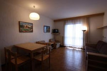Carica l&#39;immagine nel visualizzatore di Gallery, Riserva Appartamento | 4 ospiti max. Residence LeBaite 
